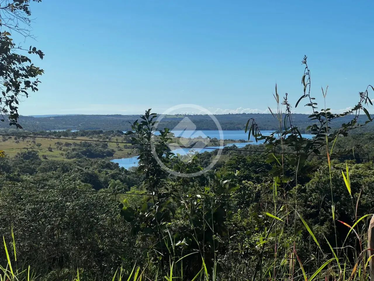 TERRENO AMPLO- VALOR R$ 500.000,00- BEIRA DO LAGO COM 1000M² - ÁGUA FRIA/CHAPADA DOS GUIMA - Foto 5