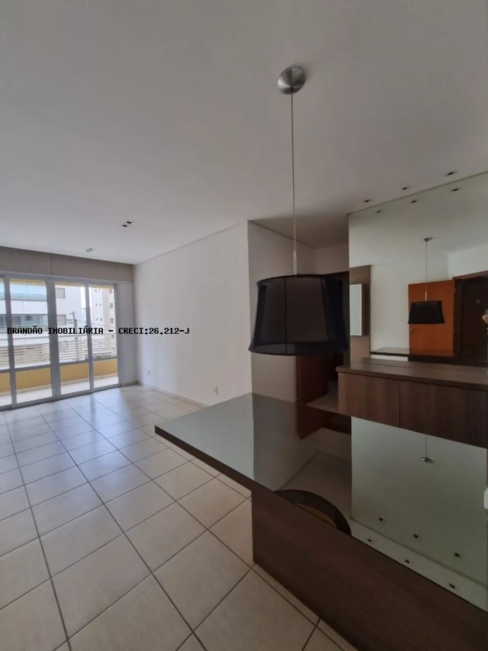 APARTAMENTO PARA LOCAÇÃO NO EDIFÍCIO VITÓRIA RÉGIA RIBEIRÃO PRETO, com 3 quartos sendo 2 s