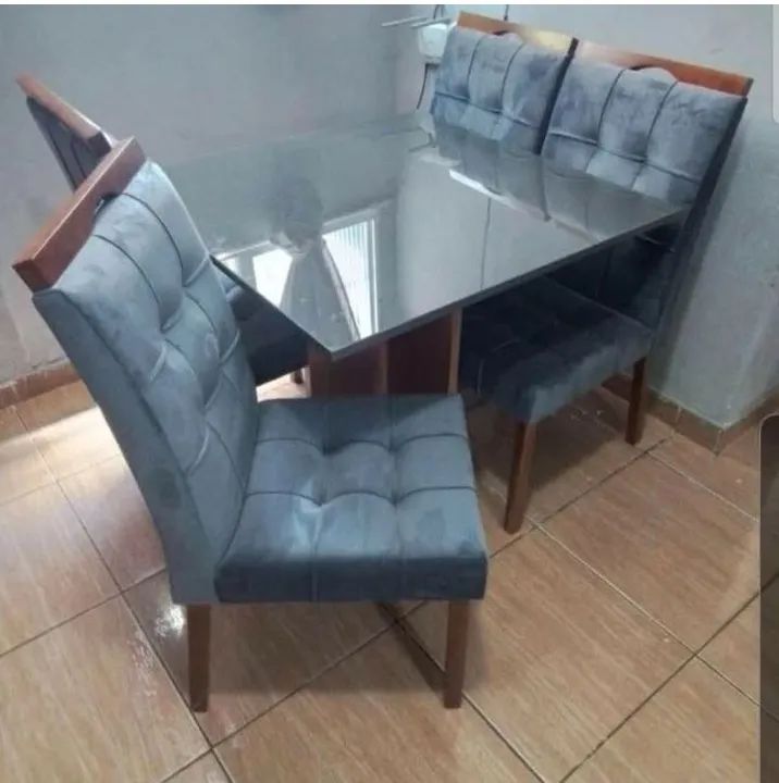 Conjunto de mesa e cadeiras para jantar - Foto 2