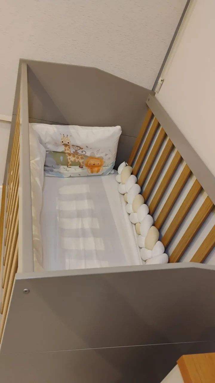 Vendo Berço que vira mini cama + colchão  - Foto 3