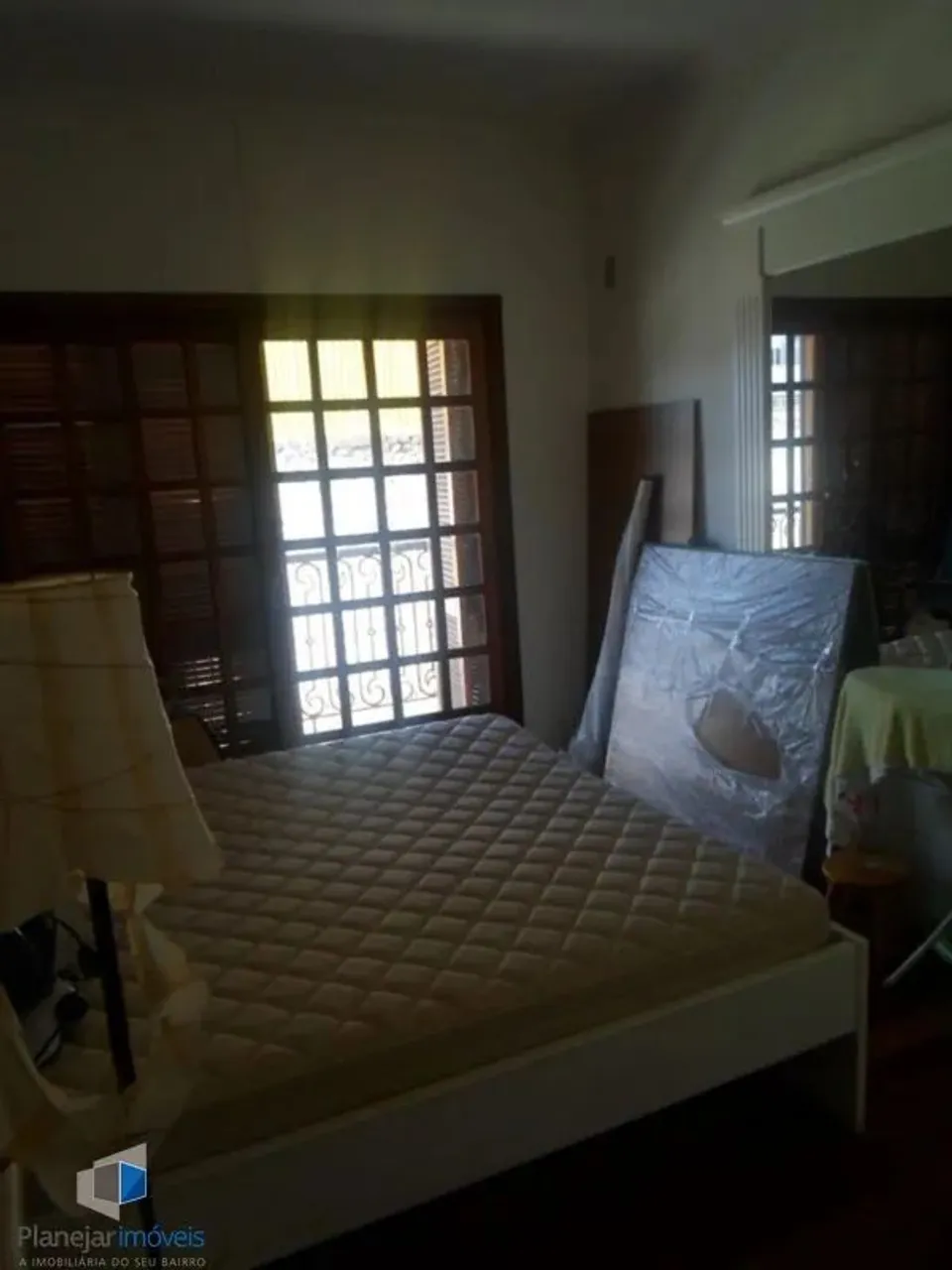 Casa para Venda - 400m², 6 dormitórios, sendo 2 suites, 5 vagas - Santo Antonio