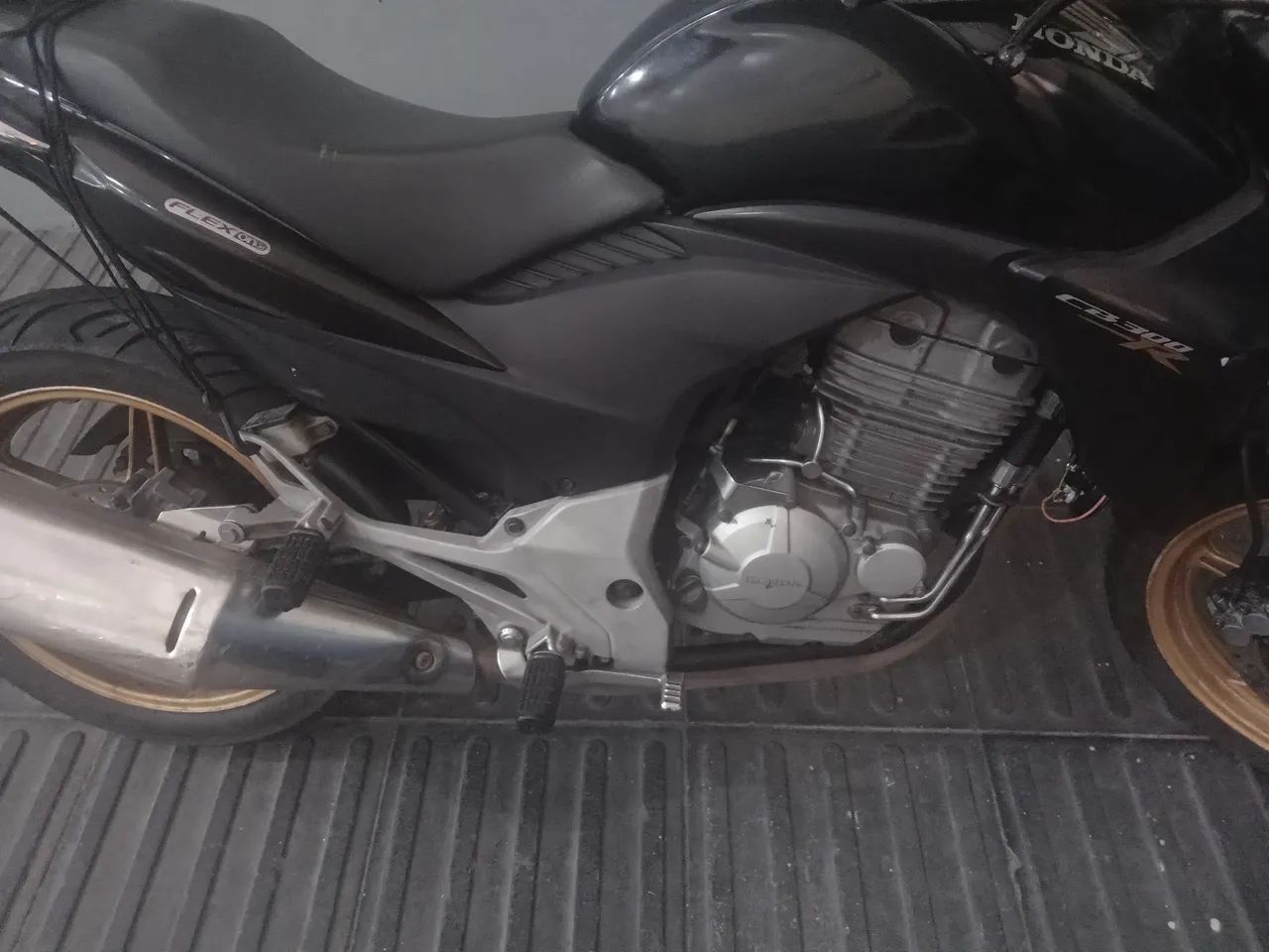 HONDA CB300R Preto Flex  - Foto 3