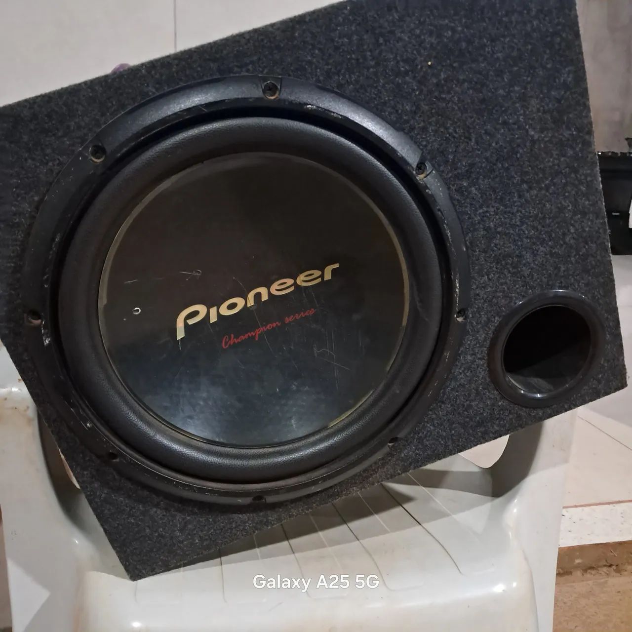 Cara preta com caixa nunca reformado