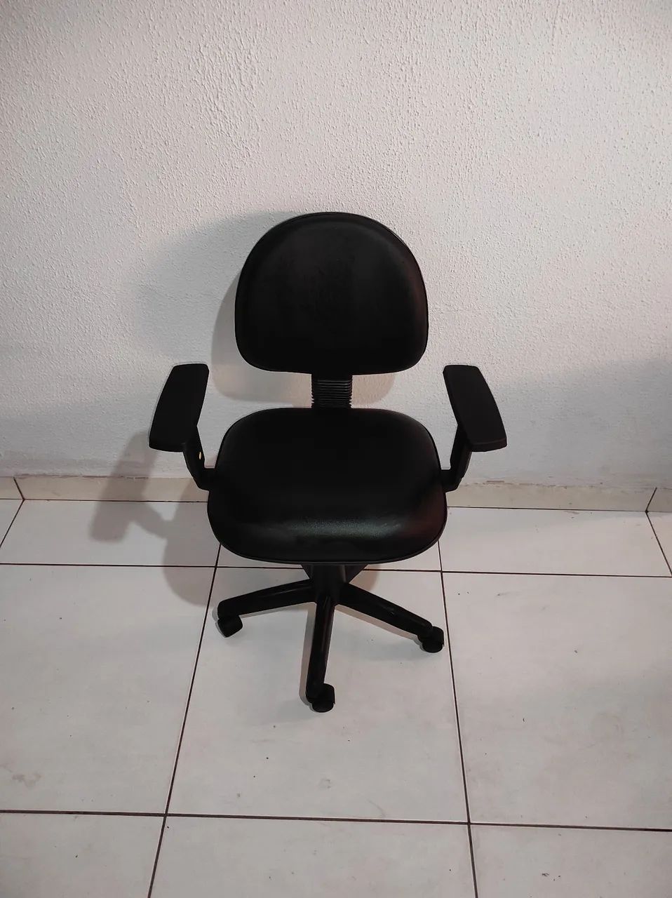 Cadeira executiva lisa ( Entrega grátis! )