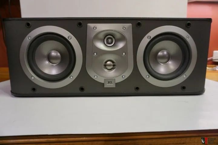 Caixa de Som JBL ES25C