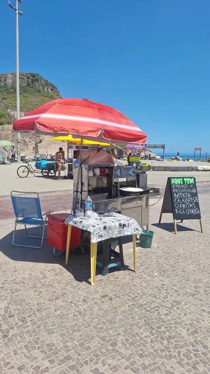 BARRACA DE LANCHE EQUIPADA