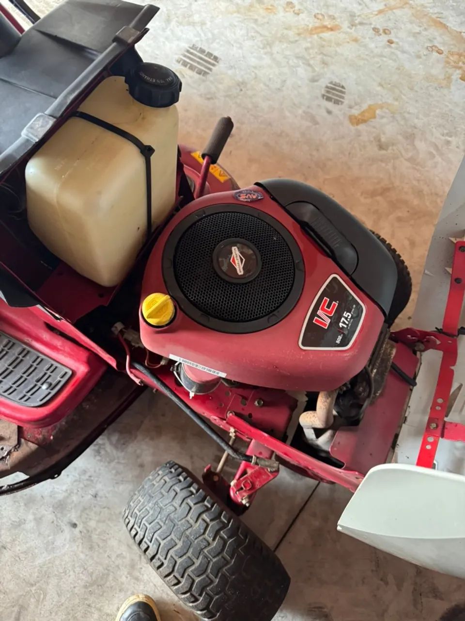 Trator de cortar grama 17.5cv  - Foto 2