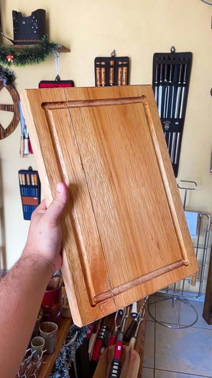 Tábua de churrasco de madeira 40x30x03