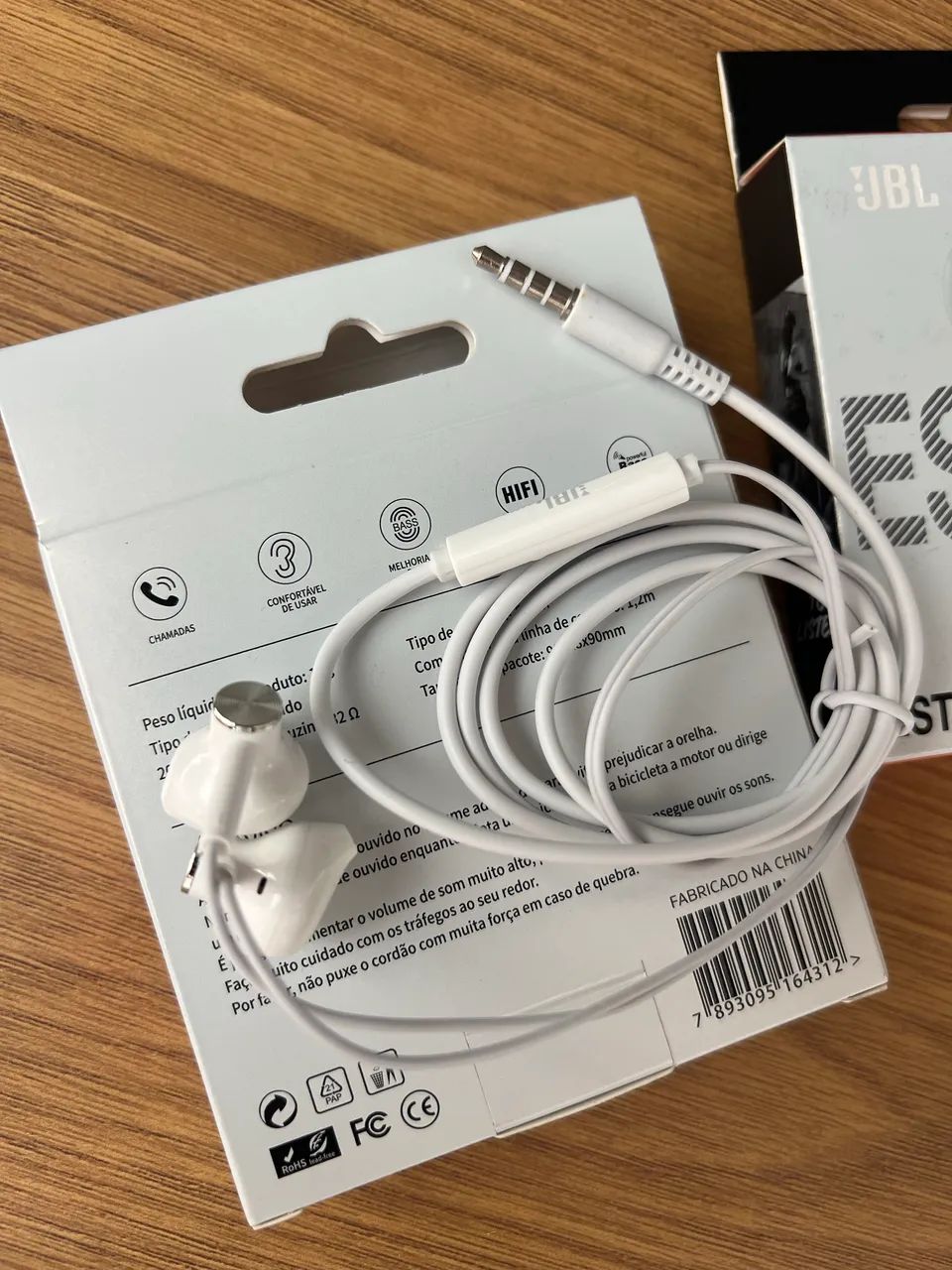 Fone de ouvido JBL com fio  - Foto 3