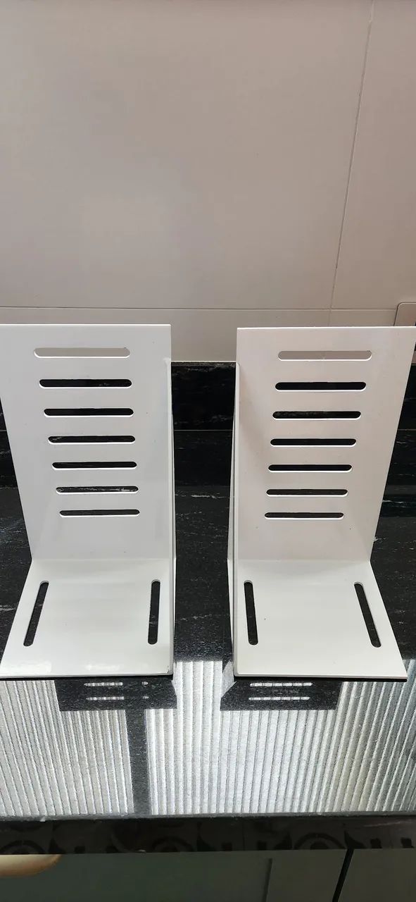 Suportes para prateleira em metal branco - Foto 2