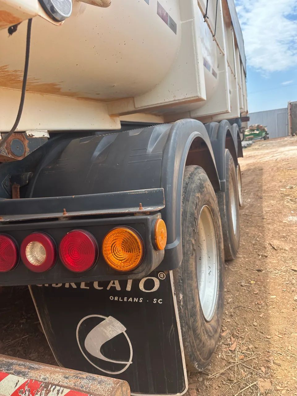 Carreta basculante caçamba Librelato  - Foto 6