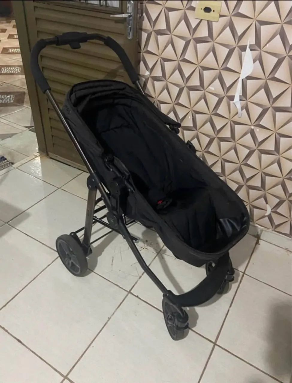 Carrinho de Bebê com Bebê Conforto Galzerano - Foto 4