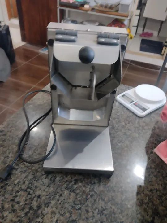 Ralador de côco, queijo, aipim e etc .. - Foto 5