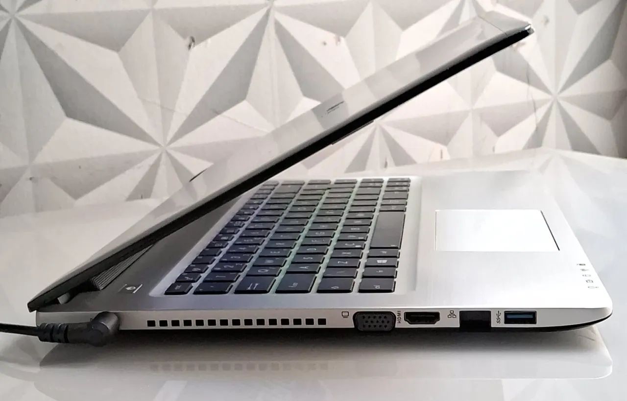Notebook ASUS I5 6GB (RAM) GeForce GTX  - Foto 3