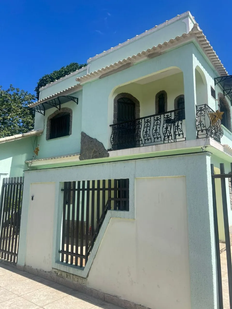 Alugo apartamento 2 quartos em Casimiro de Abreu.