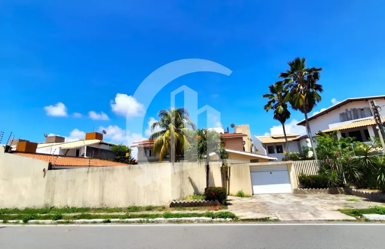 Casa Residencial de 445m² com 4 Quartos sendo 4 (Suítes) para Locação no Bairro Coroa do M