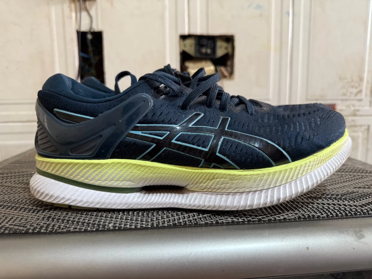 Tênis Asics Metaride 40 - Azul