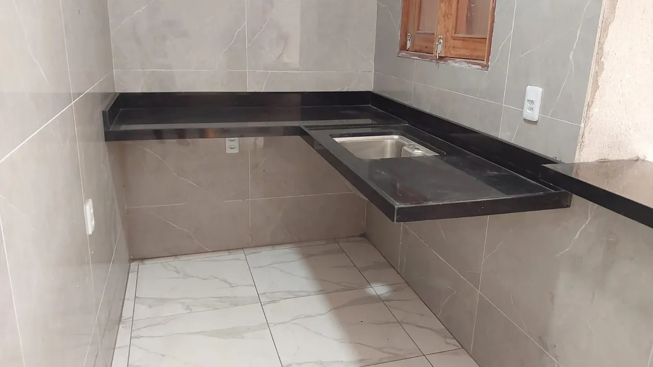 Pia de cozinha em granito preto