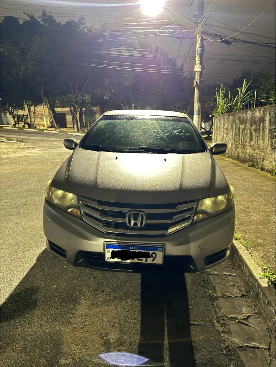 30 mil e assume as parcelas, ou 60 mil entrego quitado, aceito contrapropostas também !