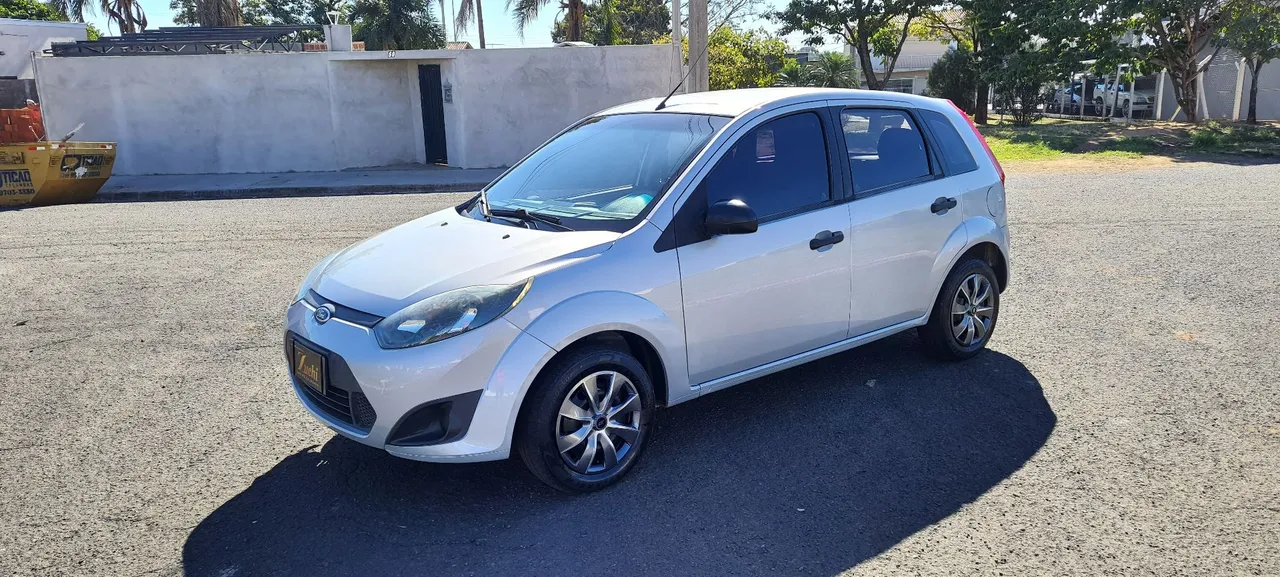 FORD FIESTA ANO 2011