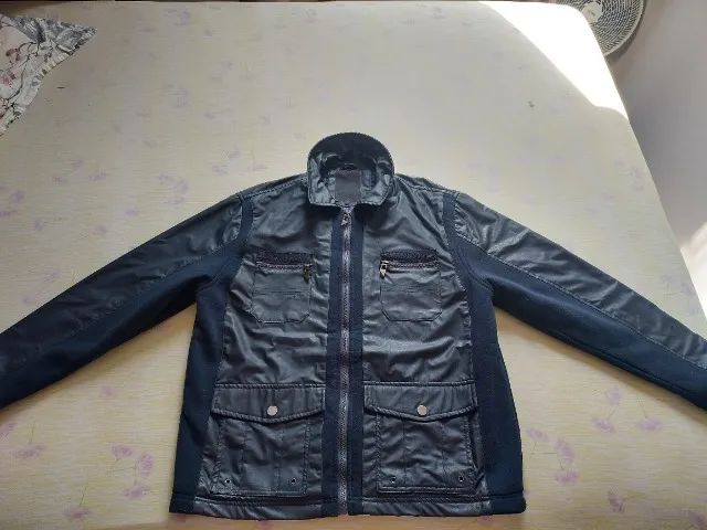 Jaqueta Masculina, Tamanho G.