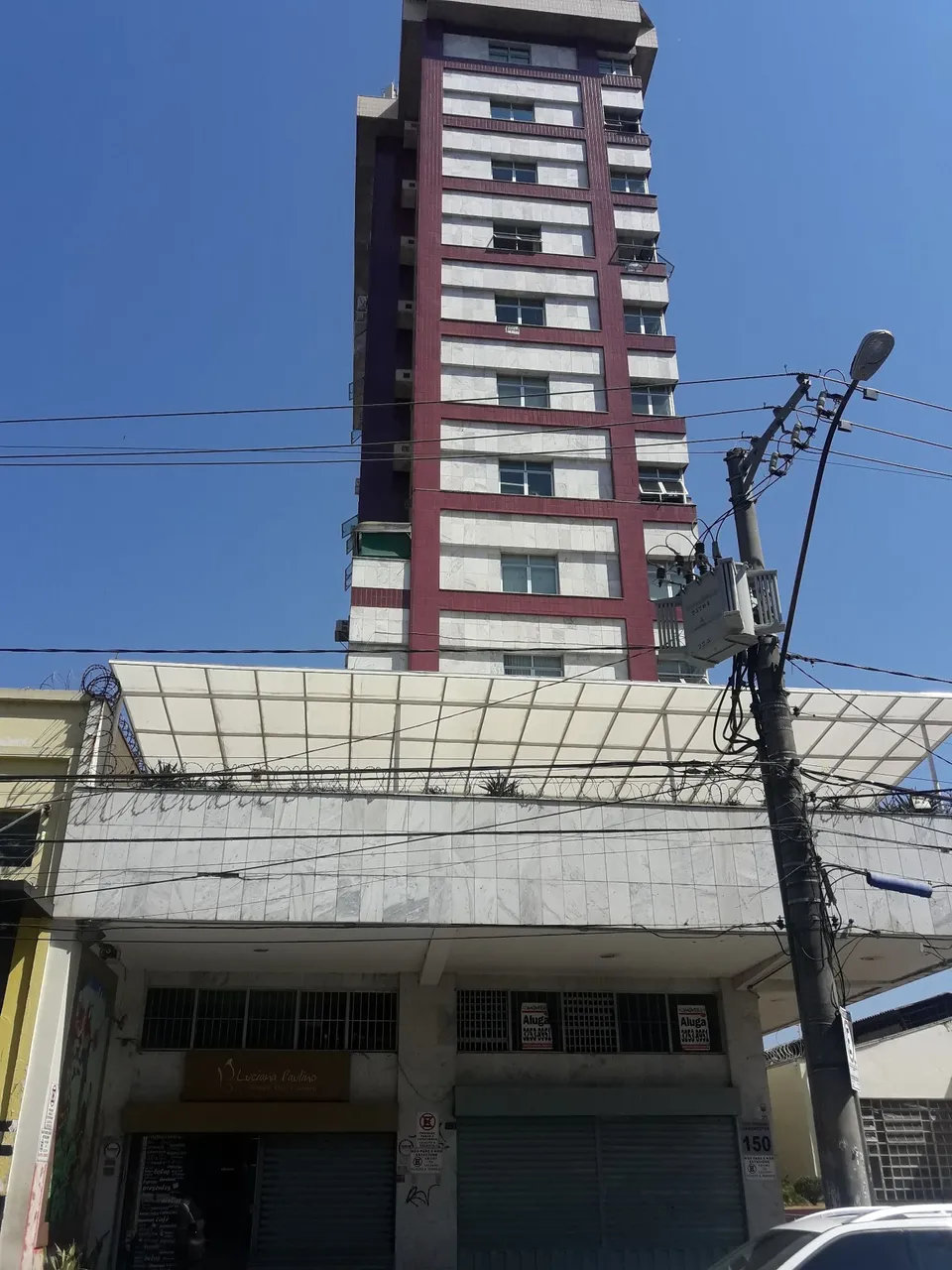 Sala comercial - Barro Preto - área hospitalar, tribunais e comércio.