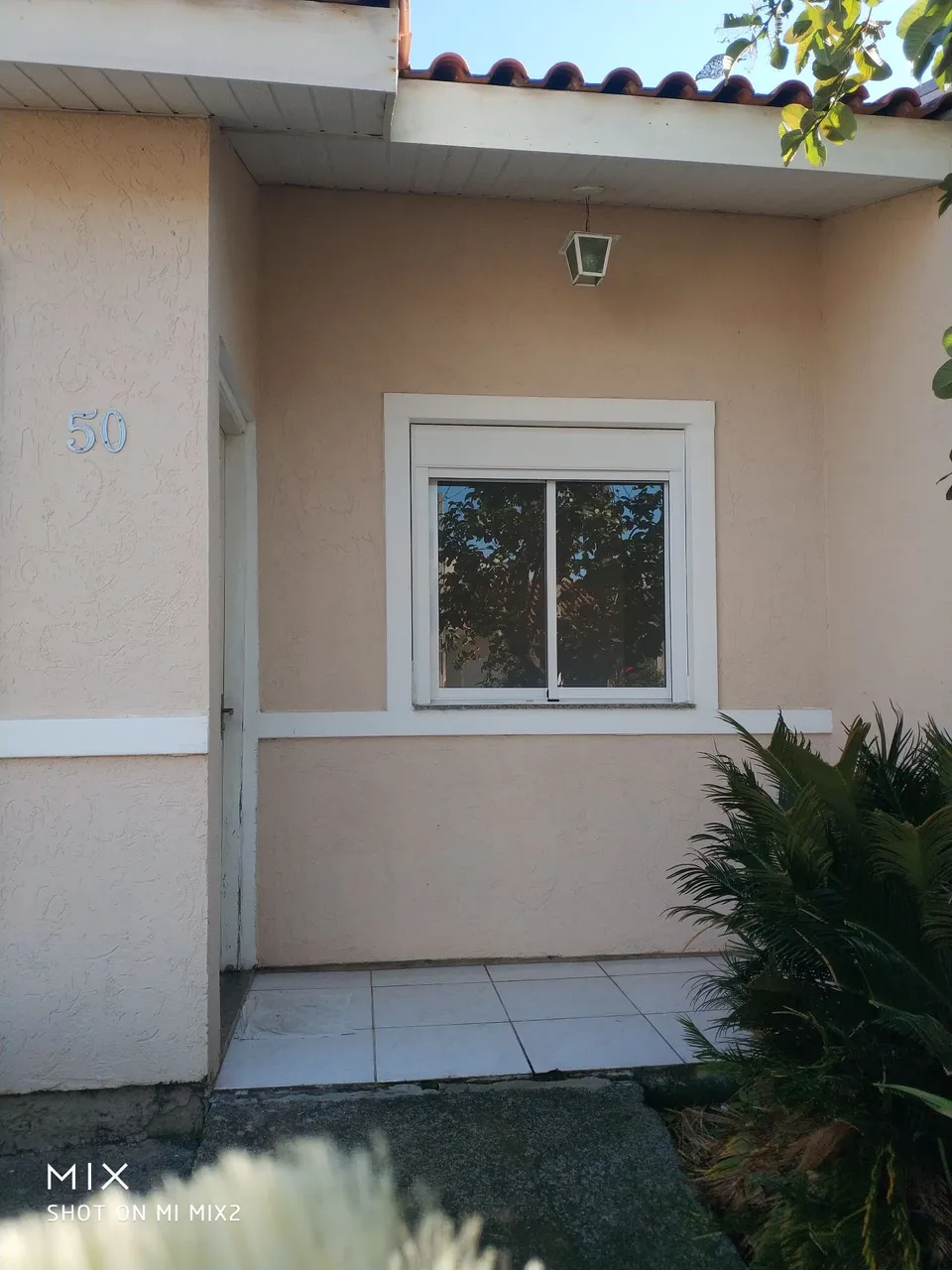 Excelente casa em condomínio fechado!
