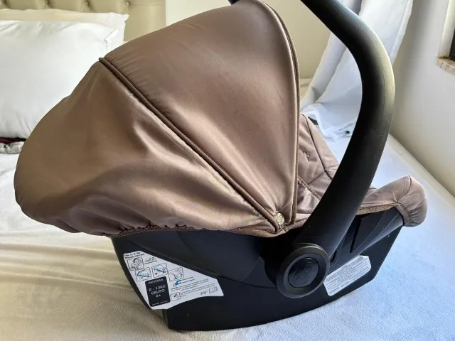 Bebê conforto Galzerano cappuccino ou chacolate