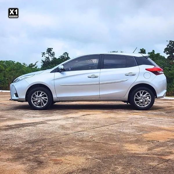 TOYOTA YARIS HATCH XS 1.5 AUT 2023 - Foto 4