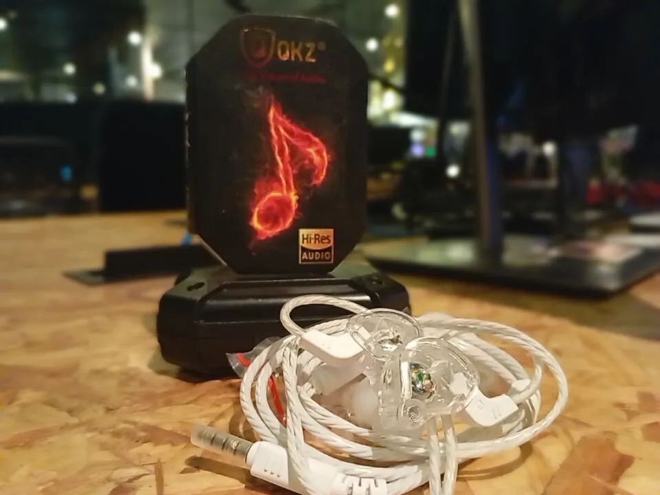 Fone QKZ AK6 - Foto 2