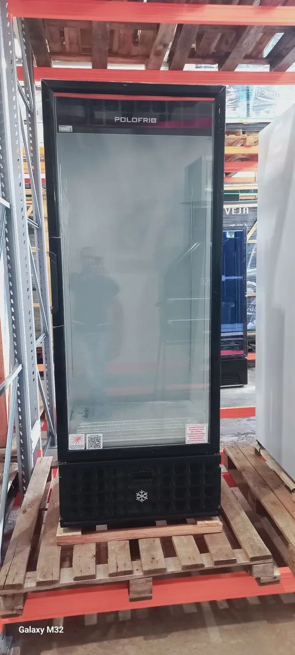 Expositor Refrigerado Vertical Polofrio