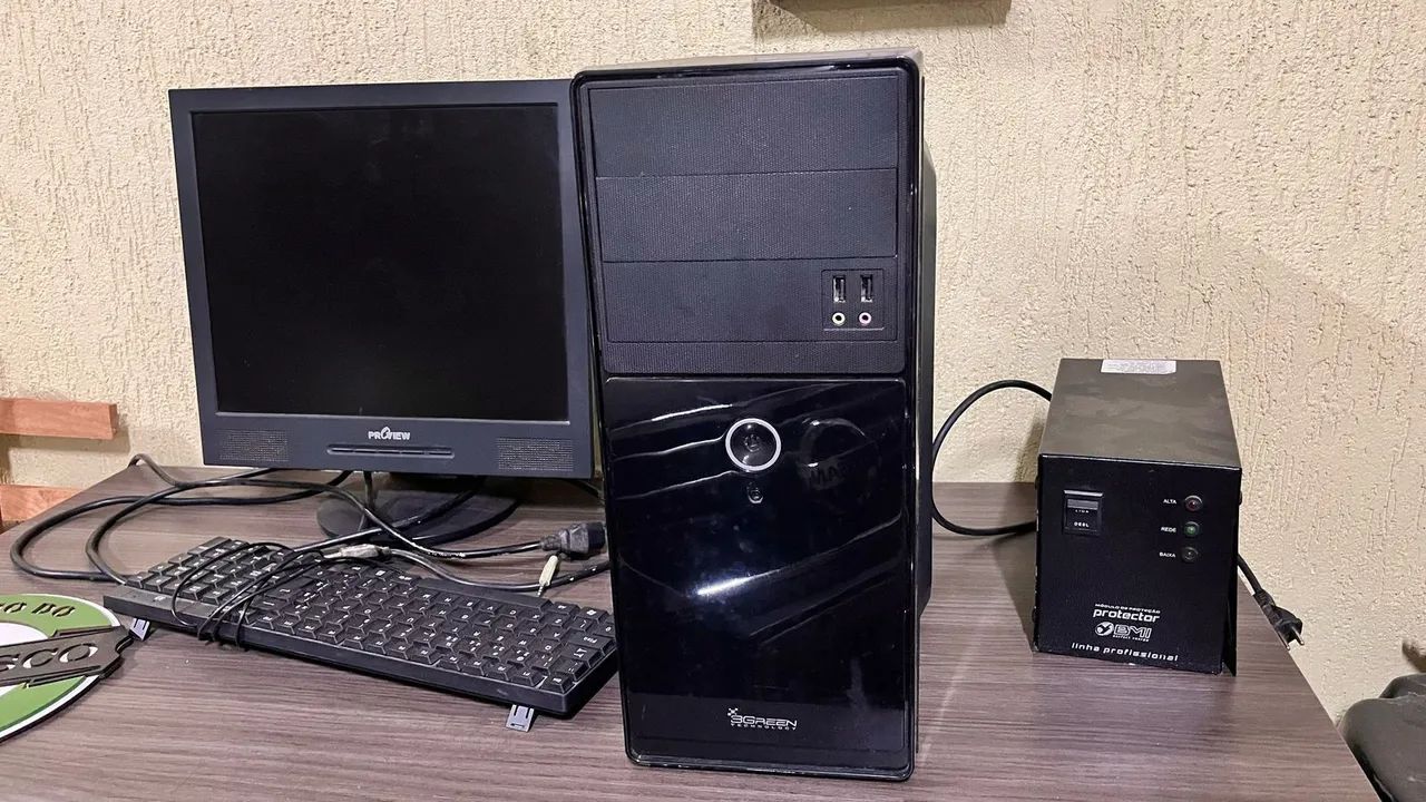 Computador Intel Celeron J1800 2.41 GHz 8 GB RAM 64 bits HD 1 TB - Foto 2