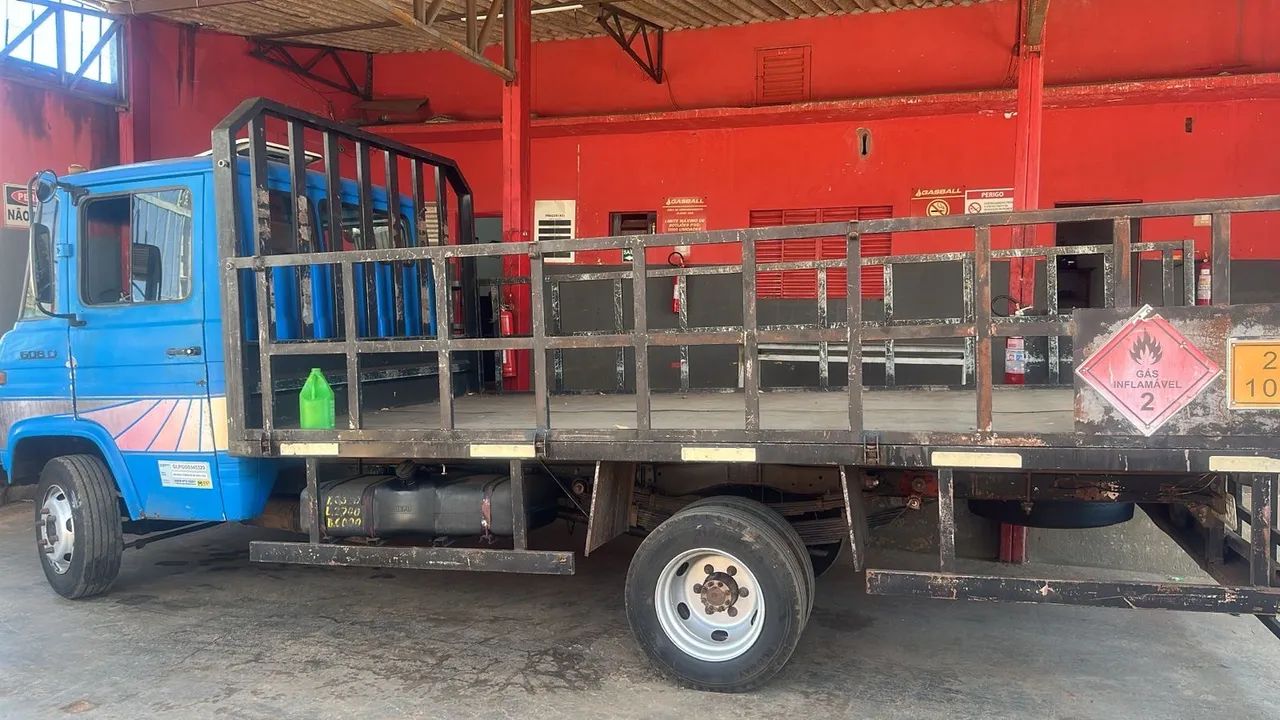 Caminhão 608-D M.BENZ/L - Foto 3