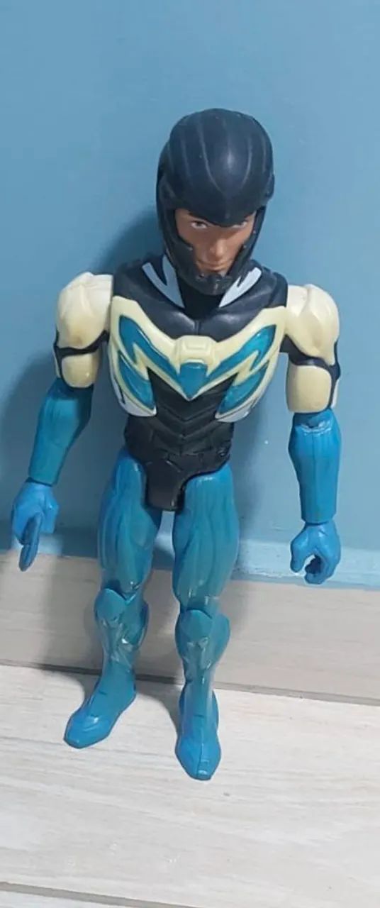 Boneco de Ação - Herói Azul Max stell