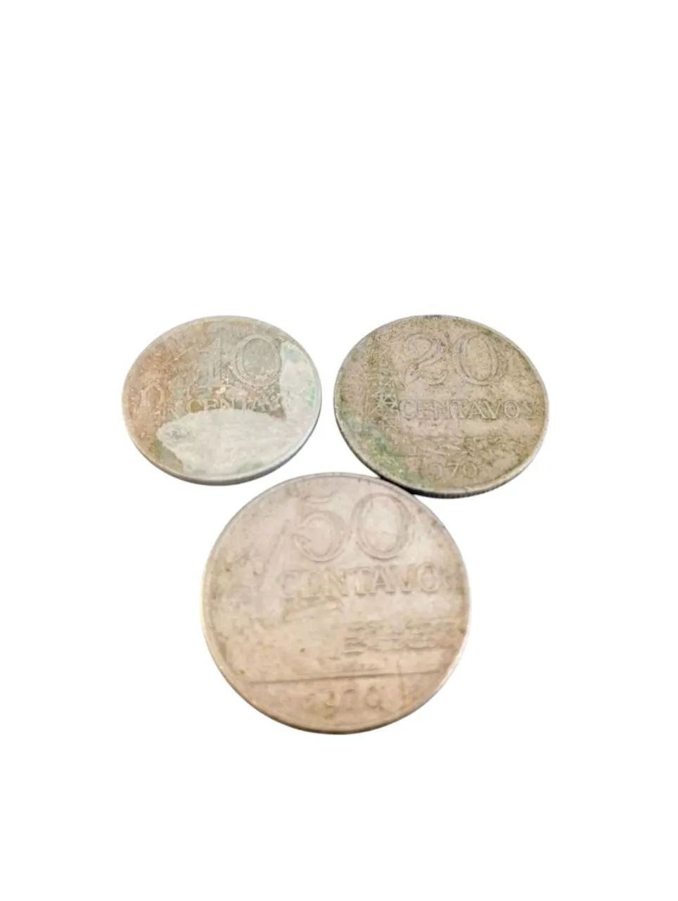 3 moedas de 10,20, 50 centavos 1970 - Foto 3