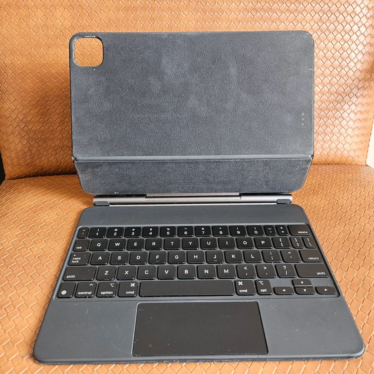 iPad Pro M2 11" 128 GB + Magic Keyboard + Apple Pencil originais  - Foto 5