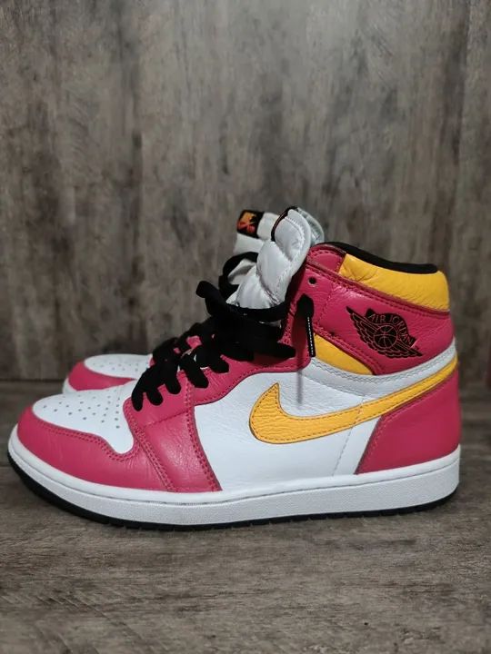 Tênis Nike Air Jordan 1 Retro High OG