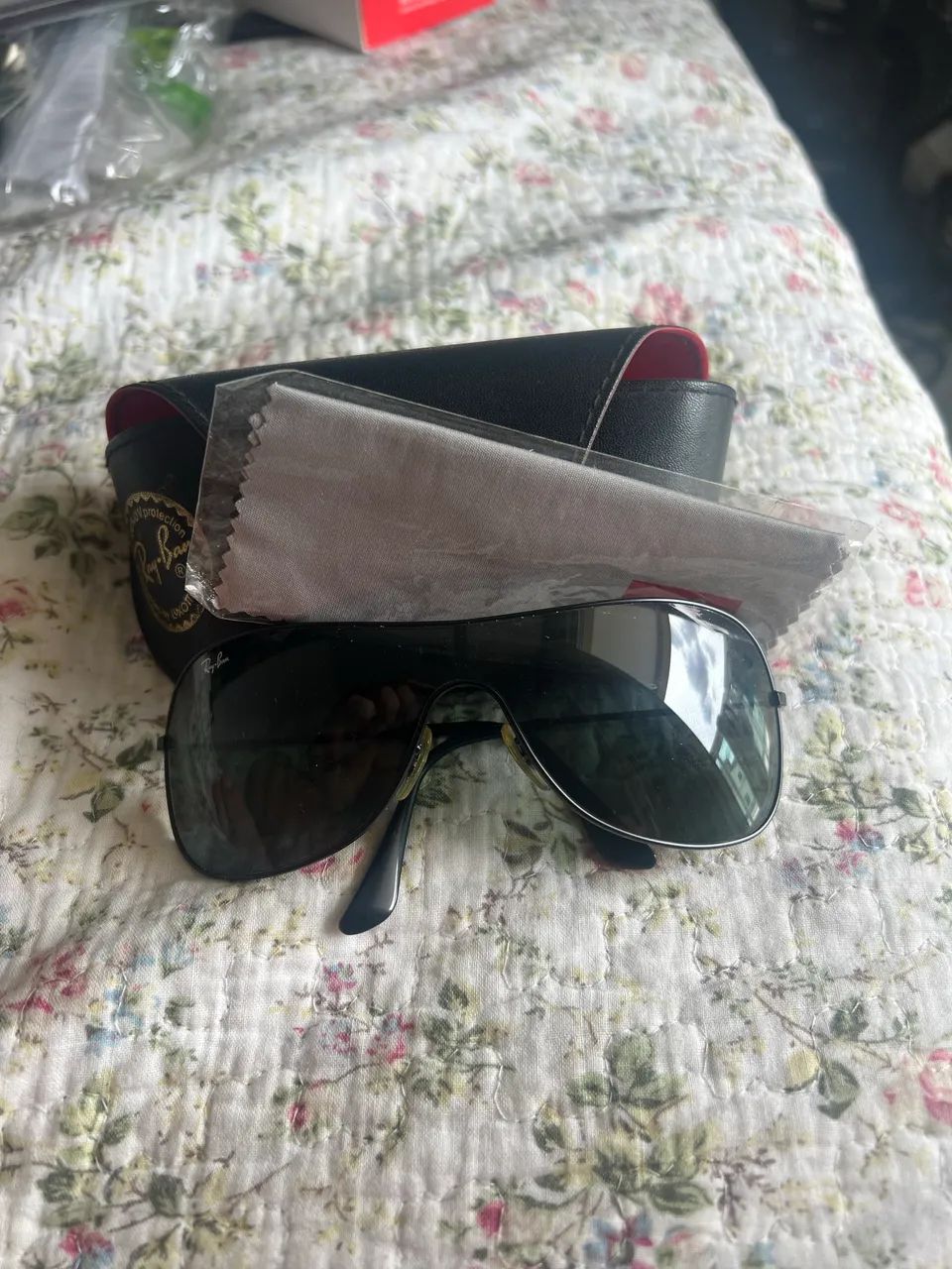 Óculos de sol rayban estado de zero original  - Foto 3