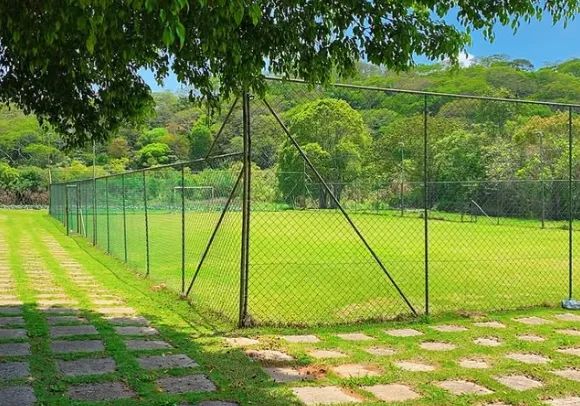 Sítio para temporada, com 70 leitos, piscina e campo de futebol em Cotia SP - Foto 8