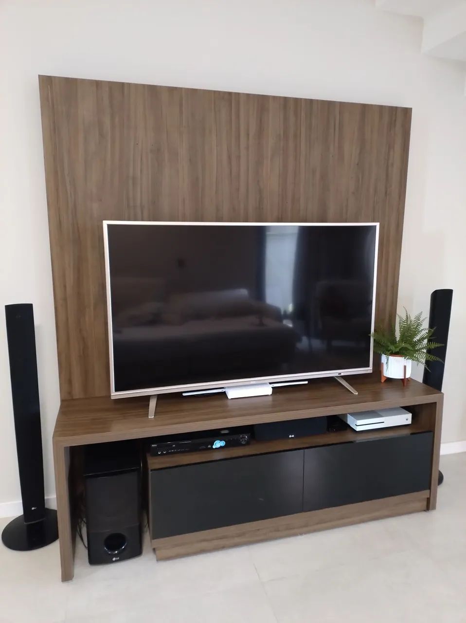Rack para TV com Painel - Usado  - Foto 3