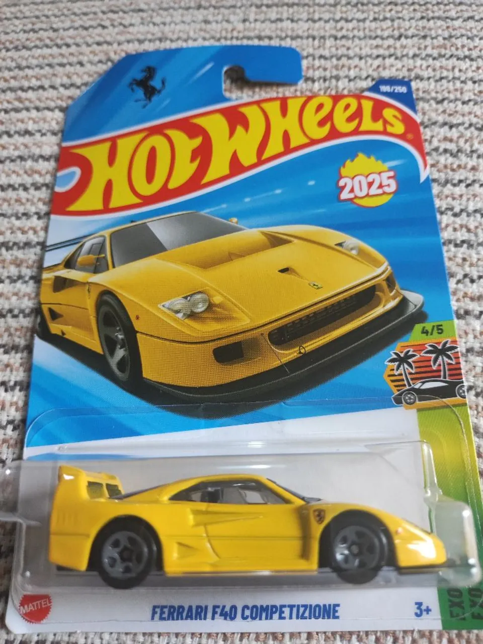Hot Wheels - Ferrari F40 Competizione (Preta) - Hobbies e coleções