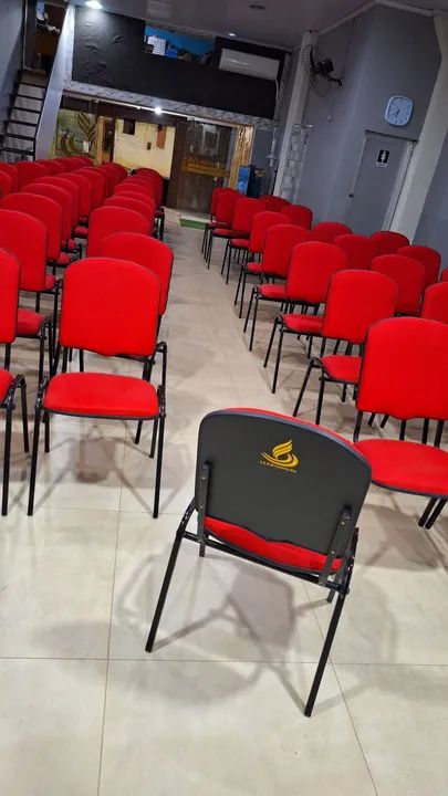 Cadeira para igreja *