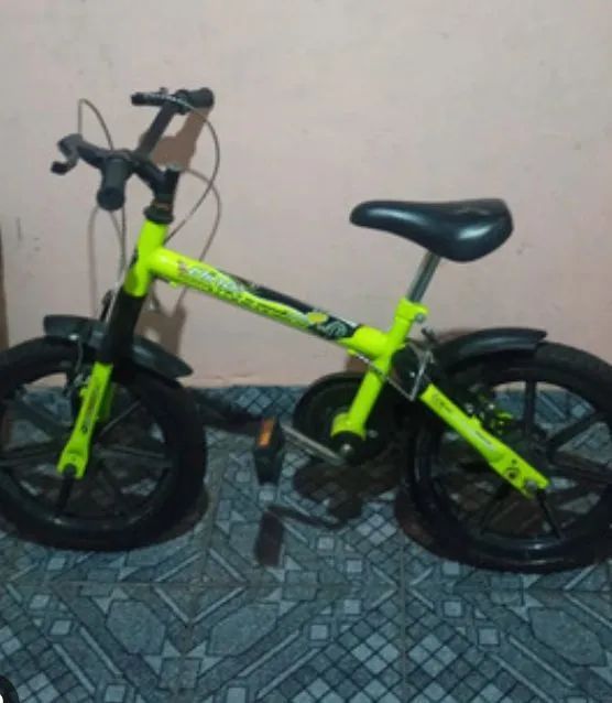 Bicicleta infantil aro 16 - Foto 3