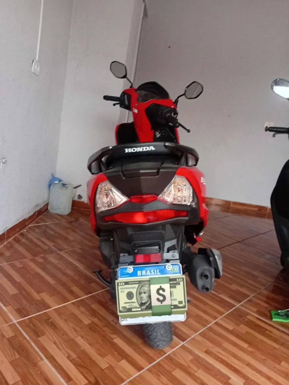 Vendo Honda Elite modelo 2025 - Foto 4