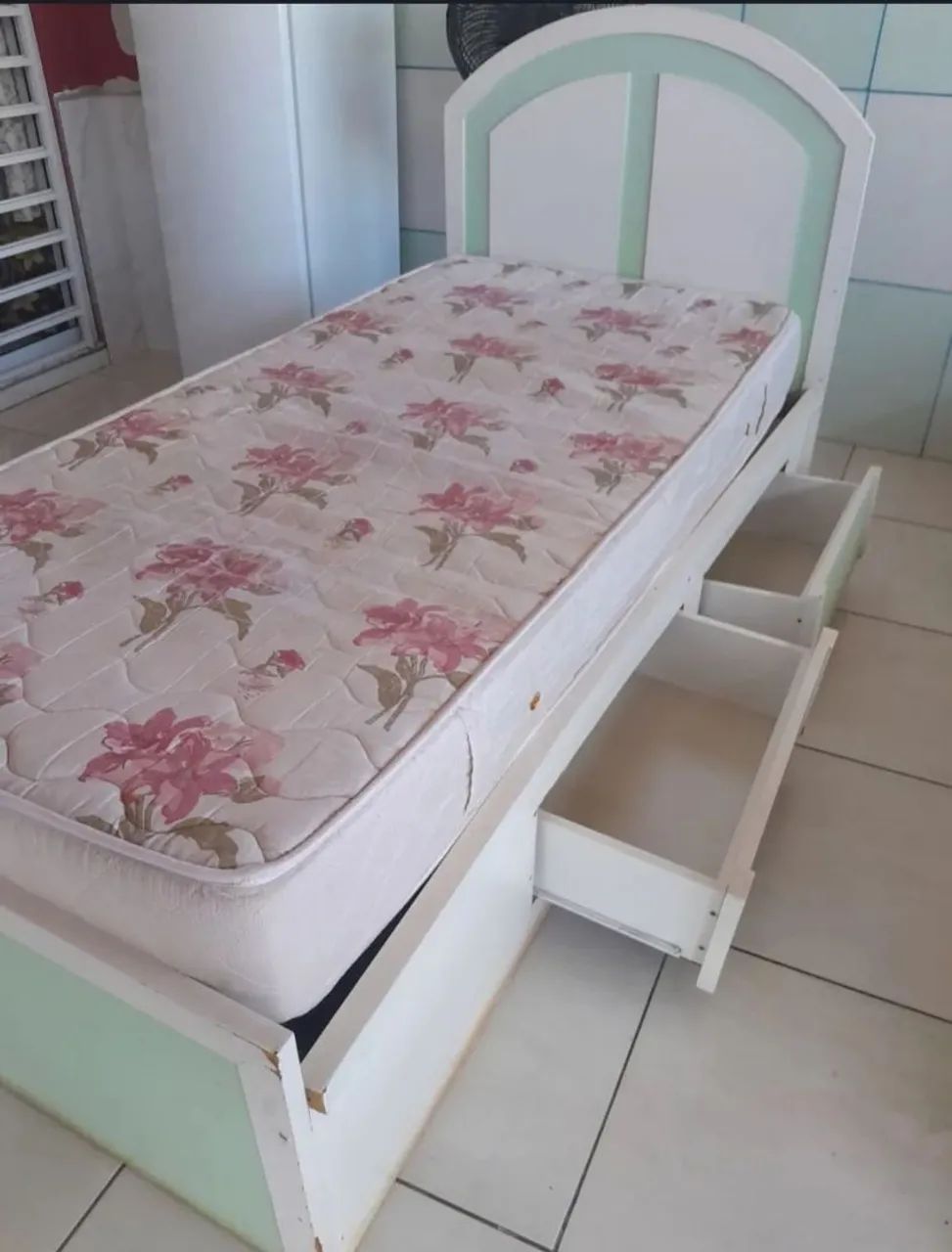 Cama e colchão  - Foto 2