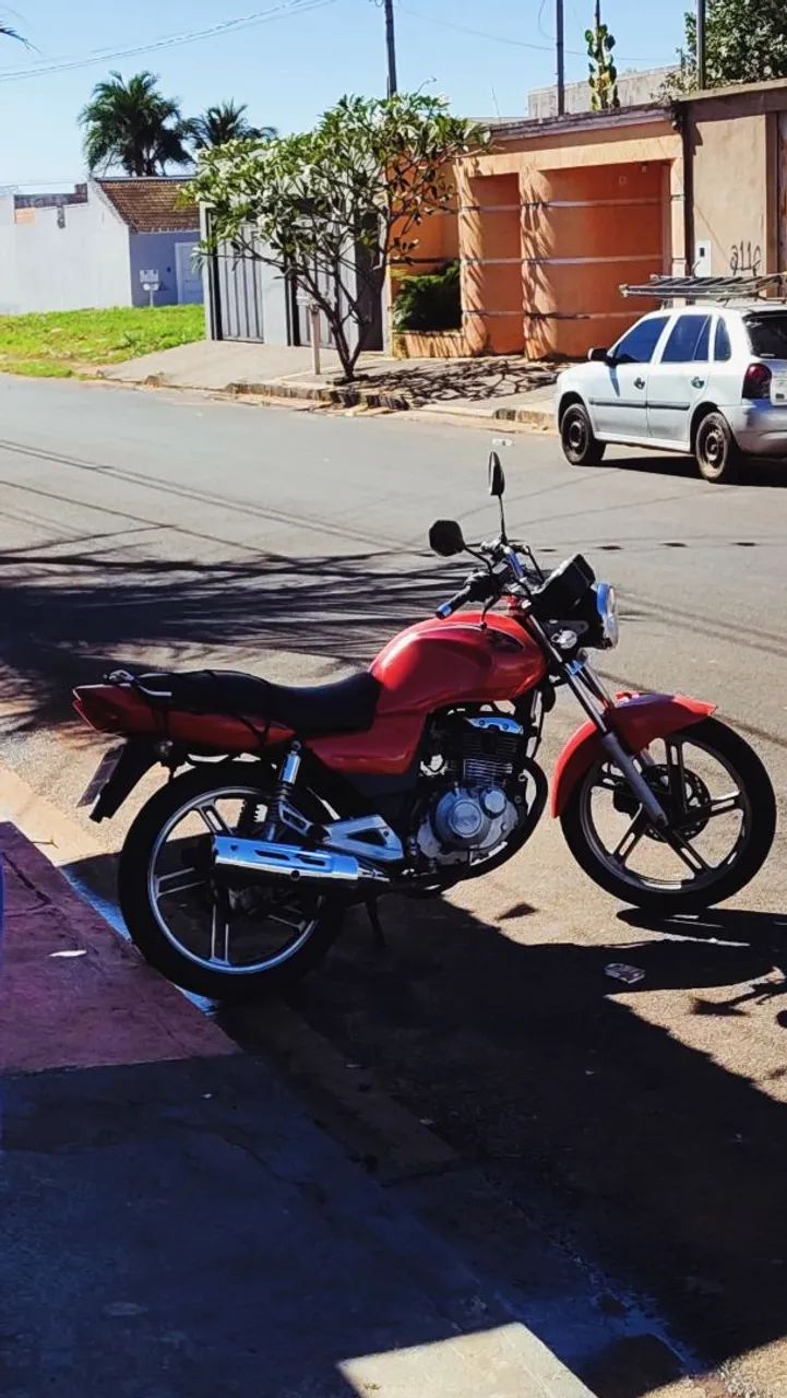 SUZUKI GSR 150I 2012