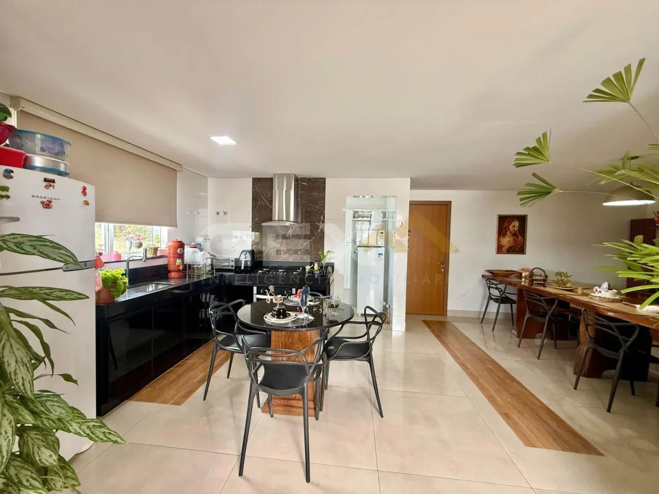 Apartamento à Venda com 03 Quartos no Centro de Divinópolis MG. - Foto 3