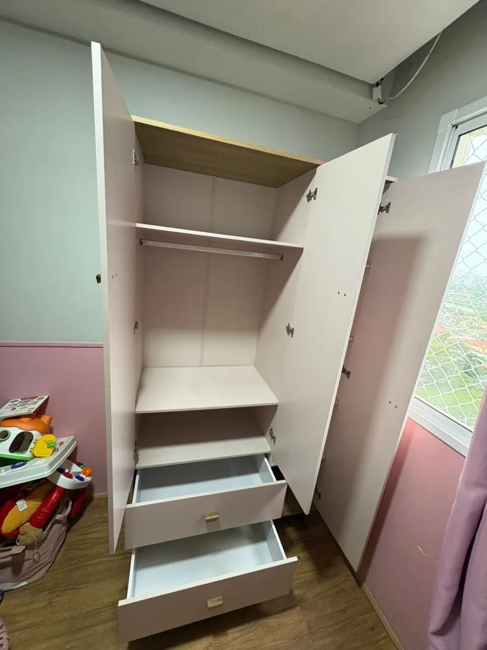Kit guarda roupa e berço  - Foto 3