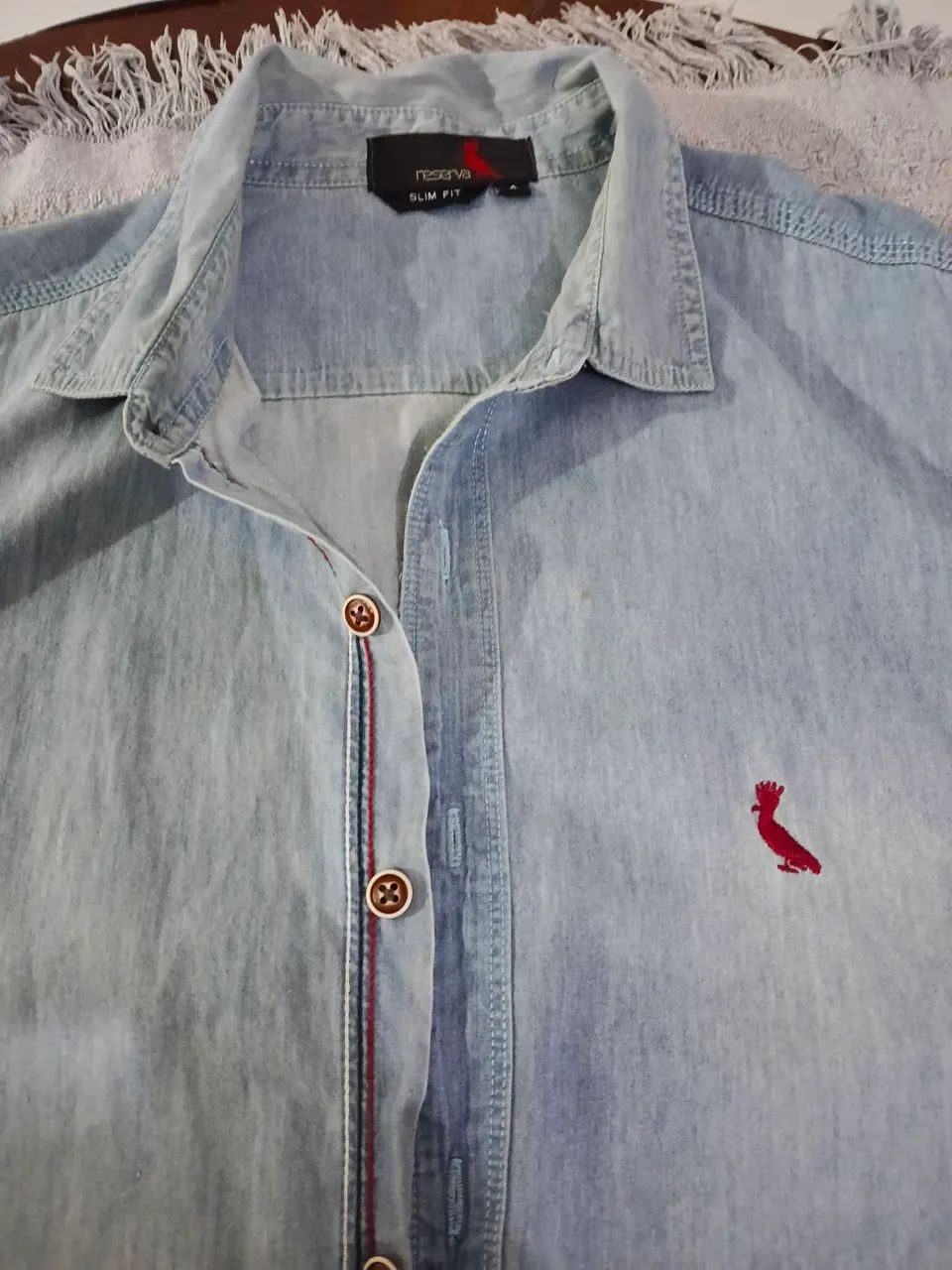 Camisa em Jeans estilosa 