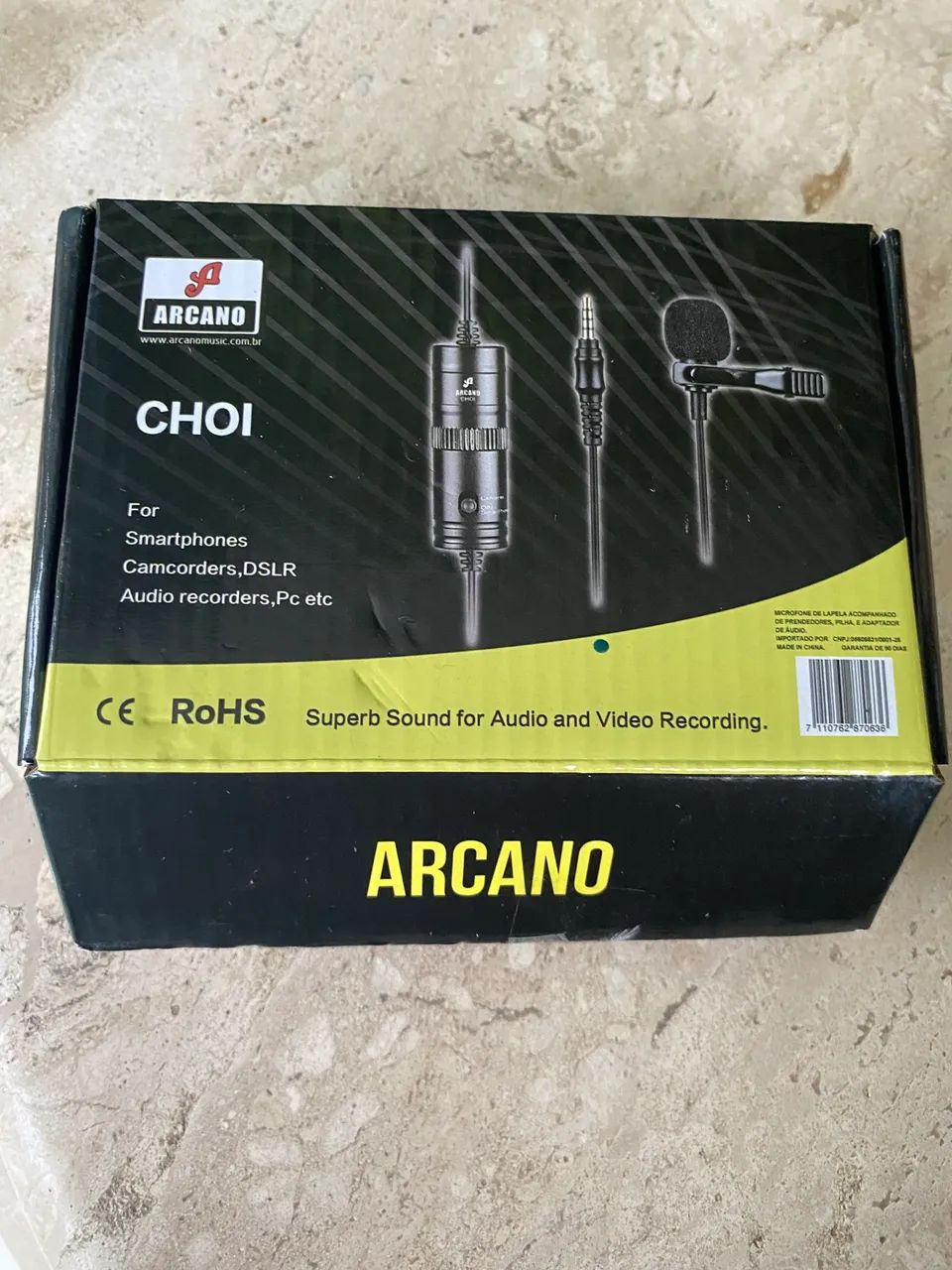 Microfone de lapela Arcano Choi